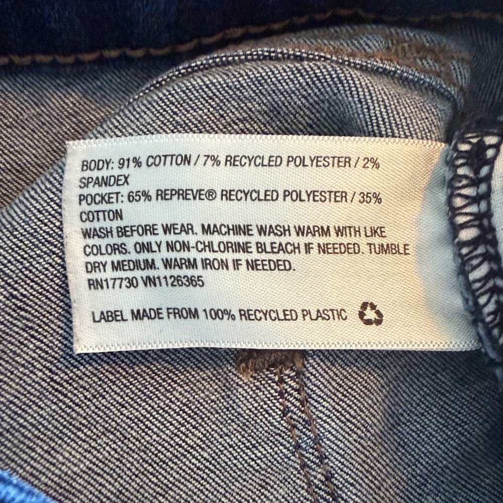 Universal Thread Blue Distressed Denim Shorts - Picture 5 of 8